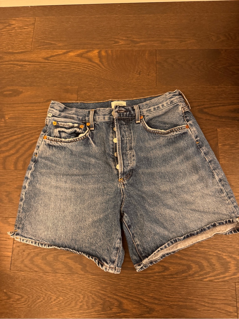 Citizens of humanity marlow Jean shorts size 28 great condition